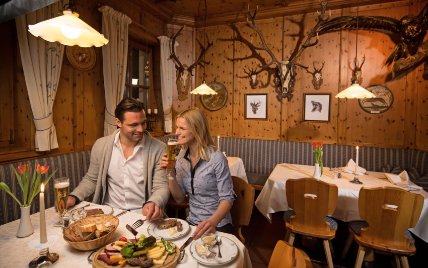 Pärchen beim Abendessen