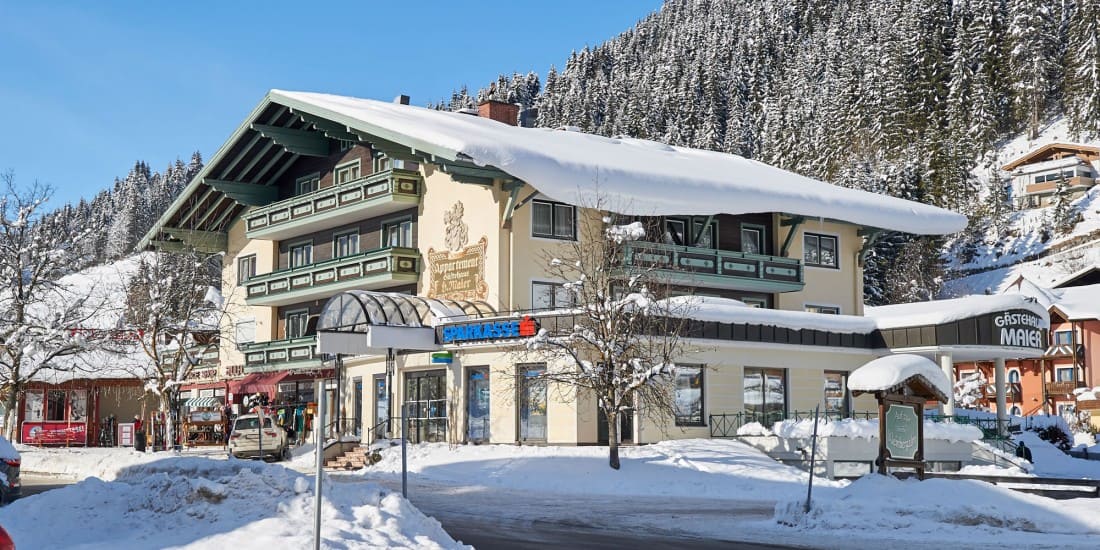 Gästehaus Maier - Lage im Ort im Winter