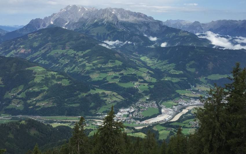 Ausblick bis nach Bischofshofen (Hochgründeck)